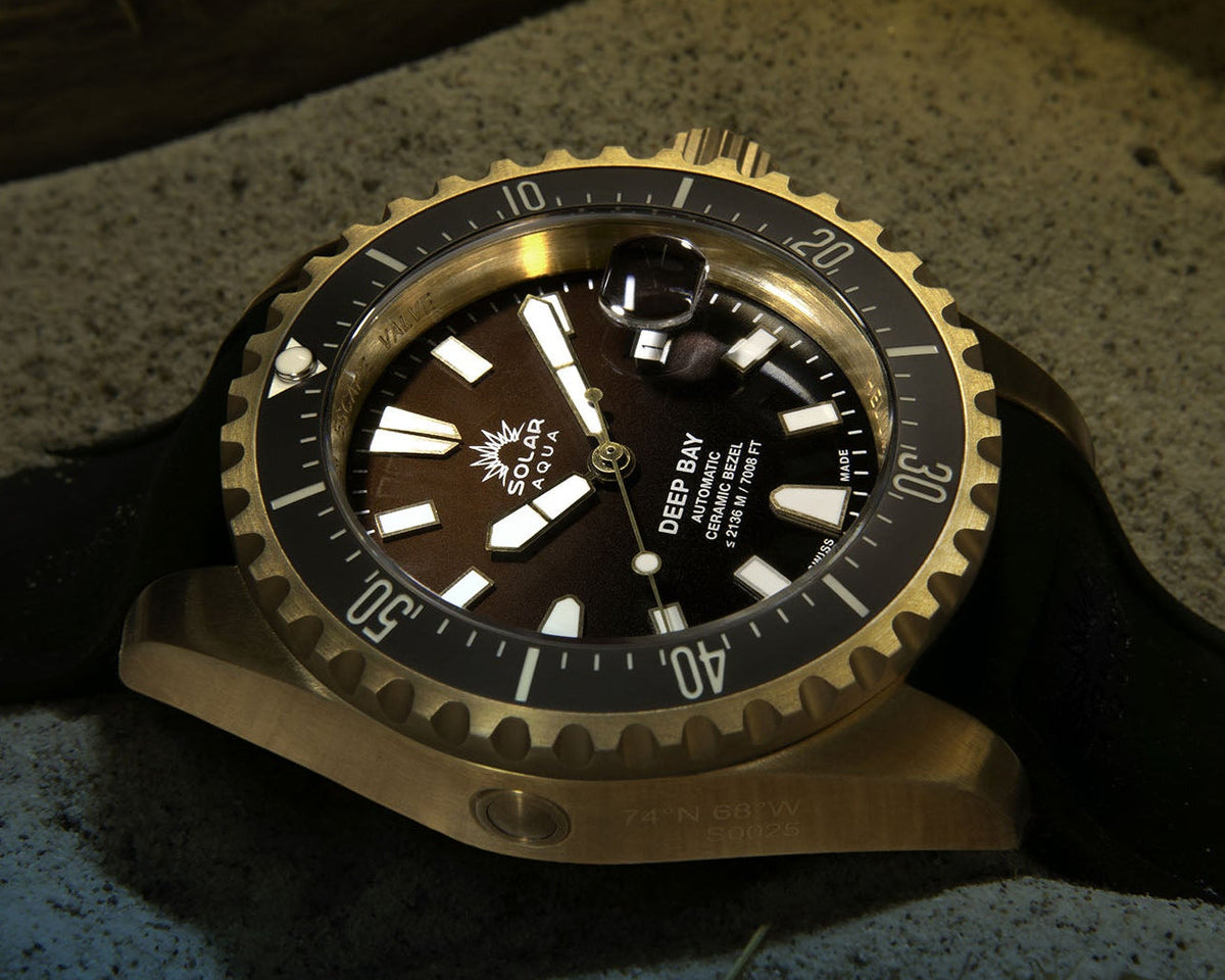 Deep Bay Bronze Black - Silicone Strap