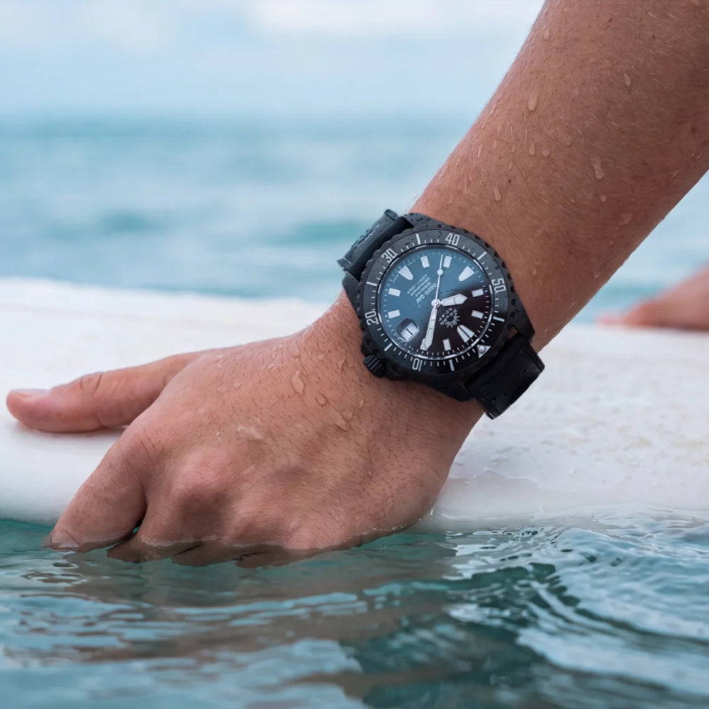 Deep Bay Black PVD Black - Silicone Strap